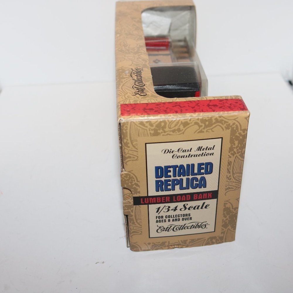 ERTL Collectibles True Value 1931 truck bank   key under truck will be shipped i - Picture 3 of 6